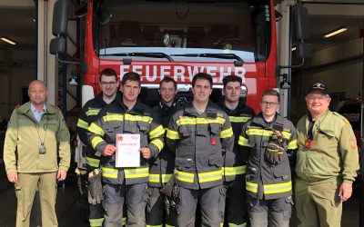 Sechs Mitglieder absolvieren das Atemschutzleistungsabzeichen