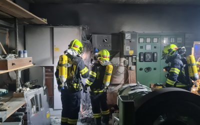 Erste Löschhilfe verhindert Schlimmeres – Sägewerksbesitzer bemerkt nächtlichen Schaltschrankbrand