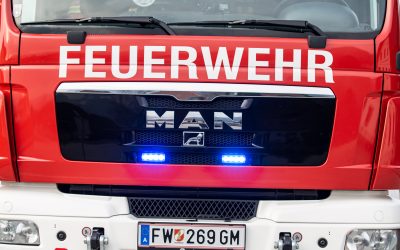 Liftöffnung – eine Person durch die Feuerwehr befreit