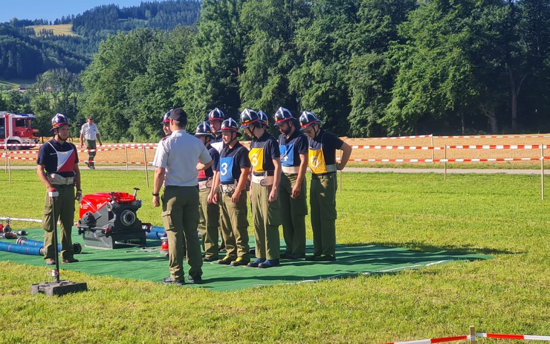 Teilnahme am Bezirksfeuerwehrleistungsbewerb in Wiesen 1 Gruppe Aktiv und Jugend