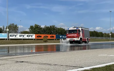 Ein Stück mehr Sicherheit, C-Kraftfahrer absolvieren Fahrsicherheitstraining