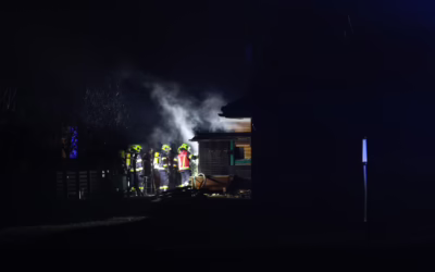 Mehrere Feuerwehren bei Saunabrand im Einsatz